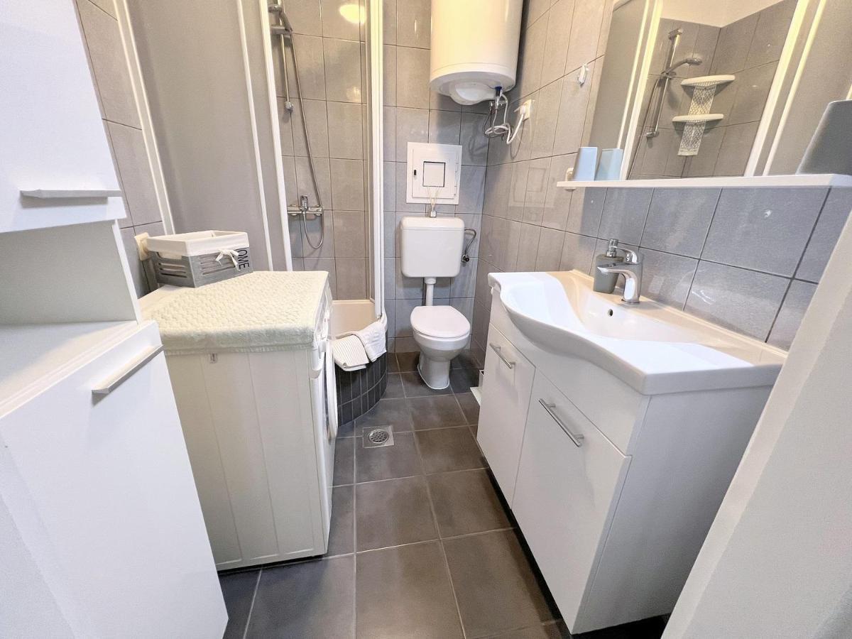 Rab City Apartment Greeny Rab Town Luaran gambar
